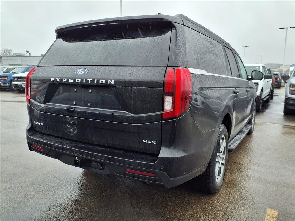 Used 2025 Ford Expedition Max Active image 5