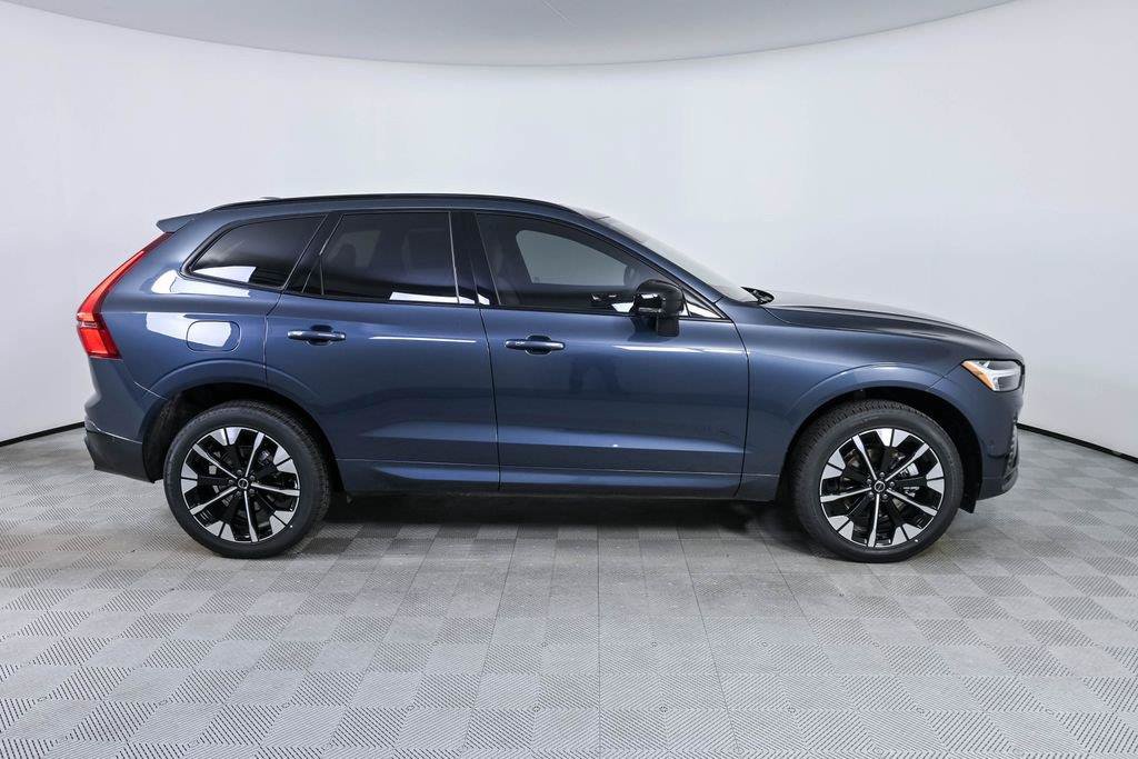 New 2026 Volvo XC60 B5 Plus w/ Protection Package Premier AWD/4WD image 26