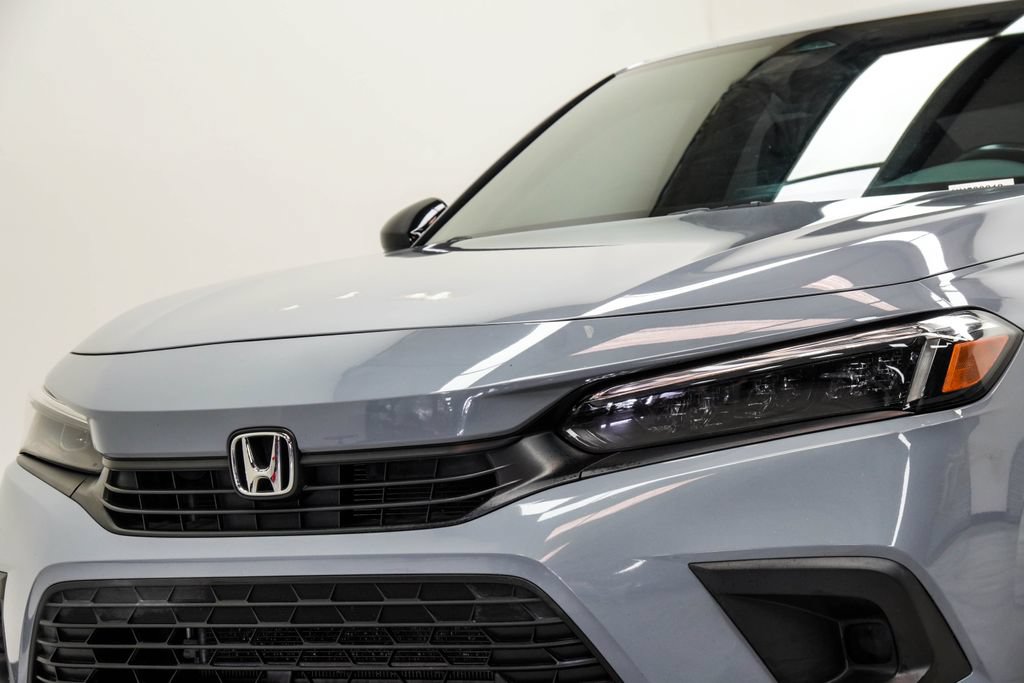 Used 2022 Honda Civic Sport image 2