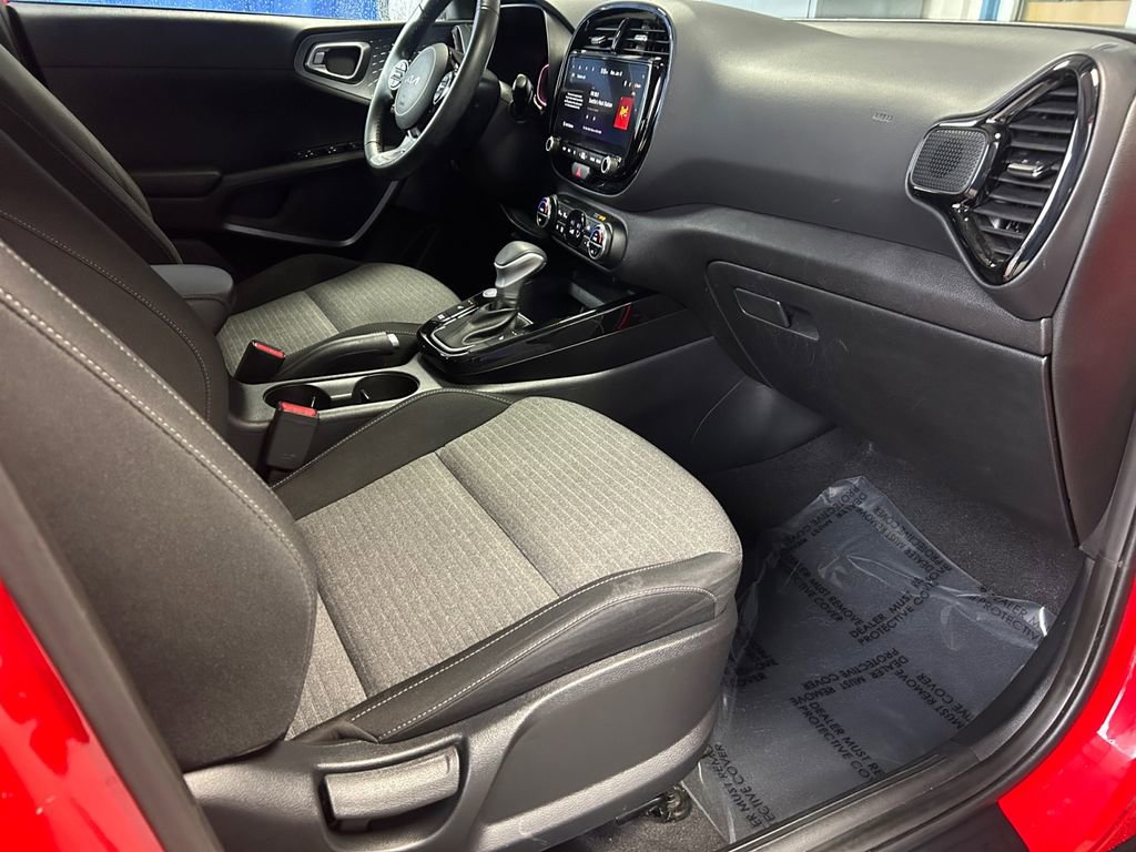 Used 2024 Kia Soul EX image 26