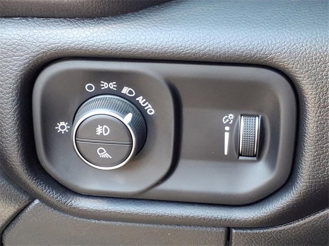 Used 2024 RAM 3500 Big Horn image 25