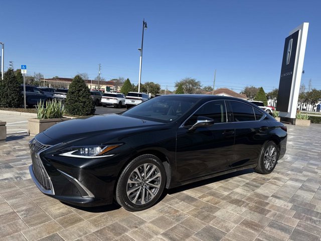 Used 2023 Lexus ES 350 w/ Accessory Package (Z2) FWD image 6