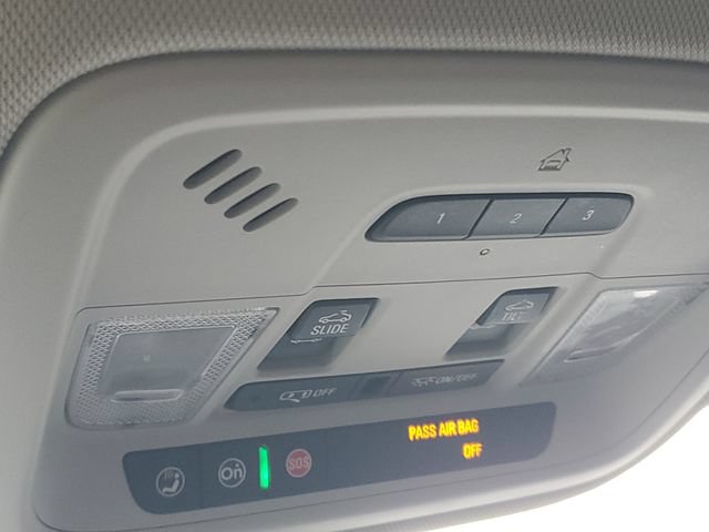 Used 2019 Chevrolet Traverse RS w/ LPO, Floor Liner Package AWD/4WD image 32