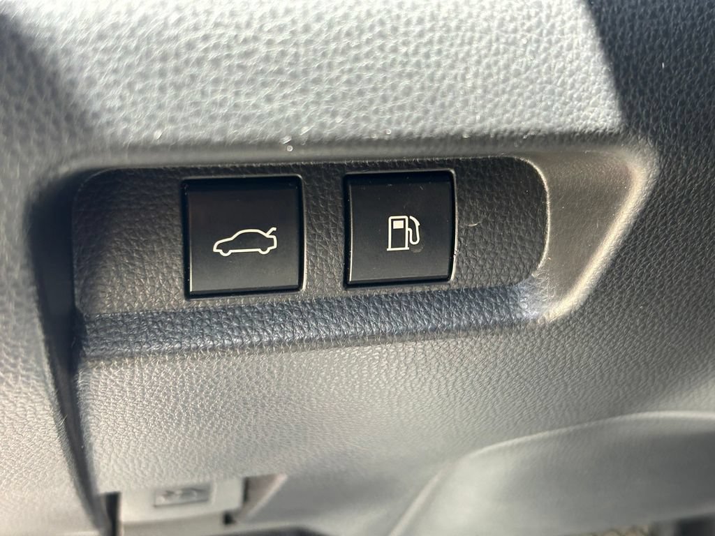 Certified 2023 Toyota Crown AWD/4WD image 23
