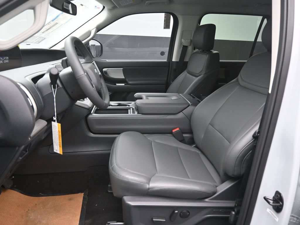 New 2026 Ford Expedition Active RWD image 18