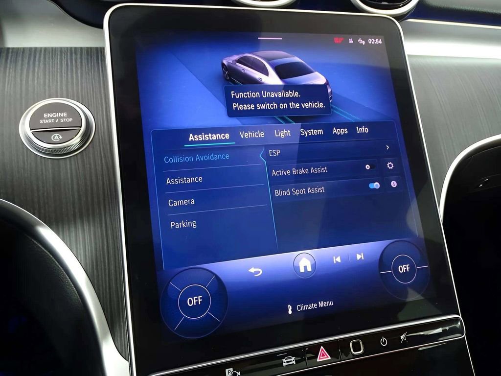 Used 2025 Mercedes-Benz C 300 4MATIC Sedan image 15