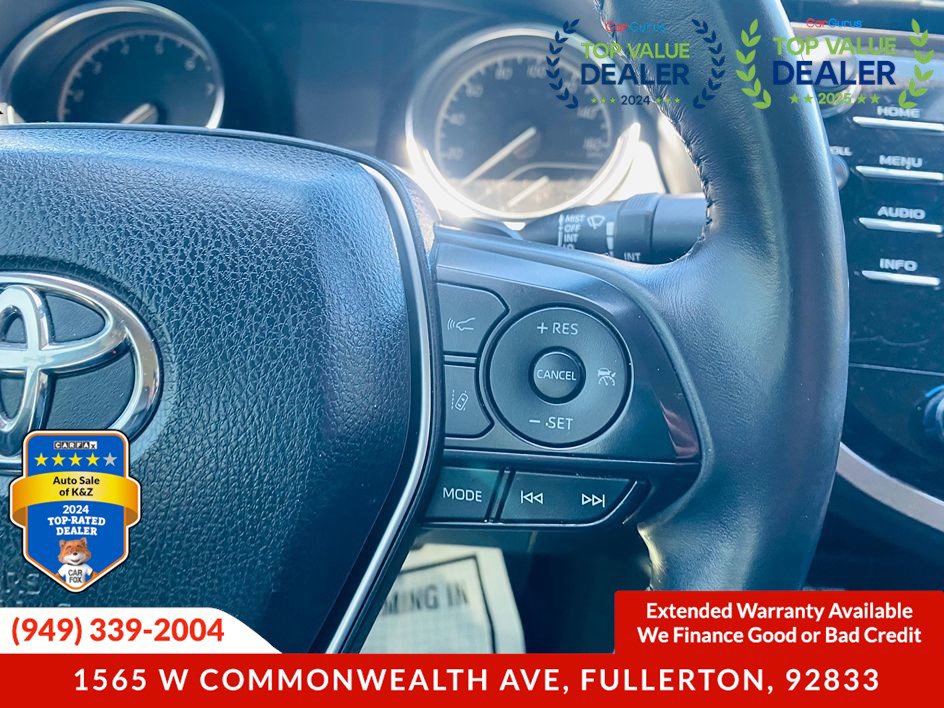 Used 2020 Toyota Camry SE image 23