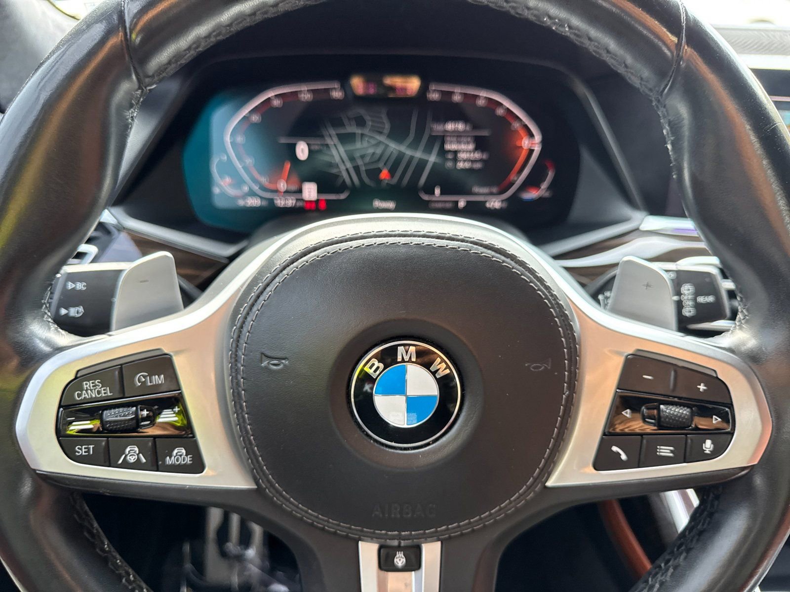 Used 2021 BMW X7 xDrive40i w/ M Sport Package image 28