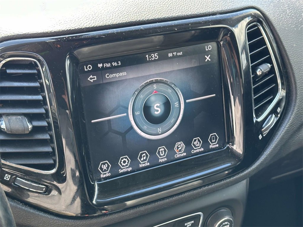Used 2019 Jeep Compass Limited image 26