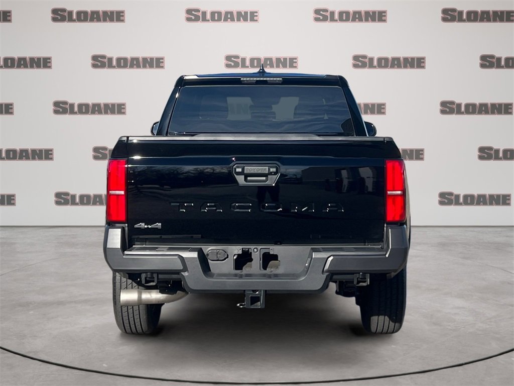 Used 2025 Toyota Tacoma SR image 4