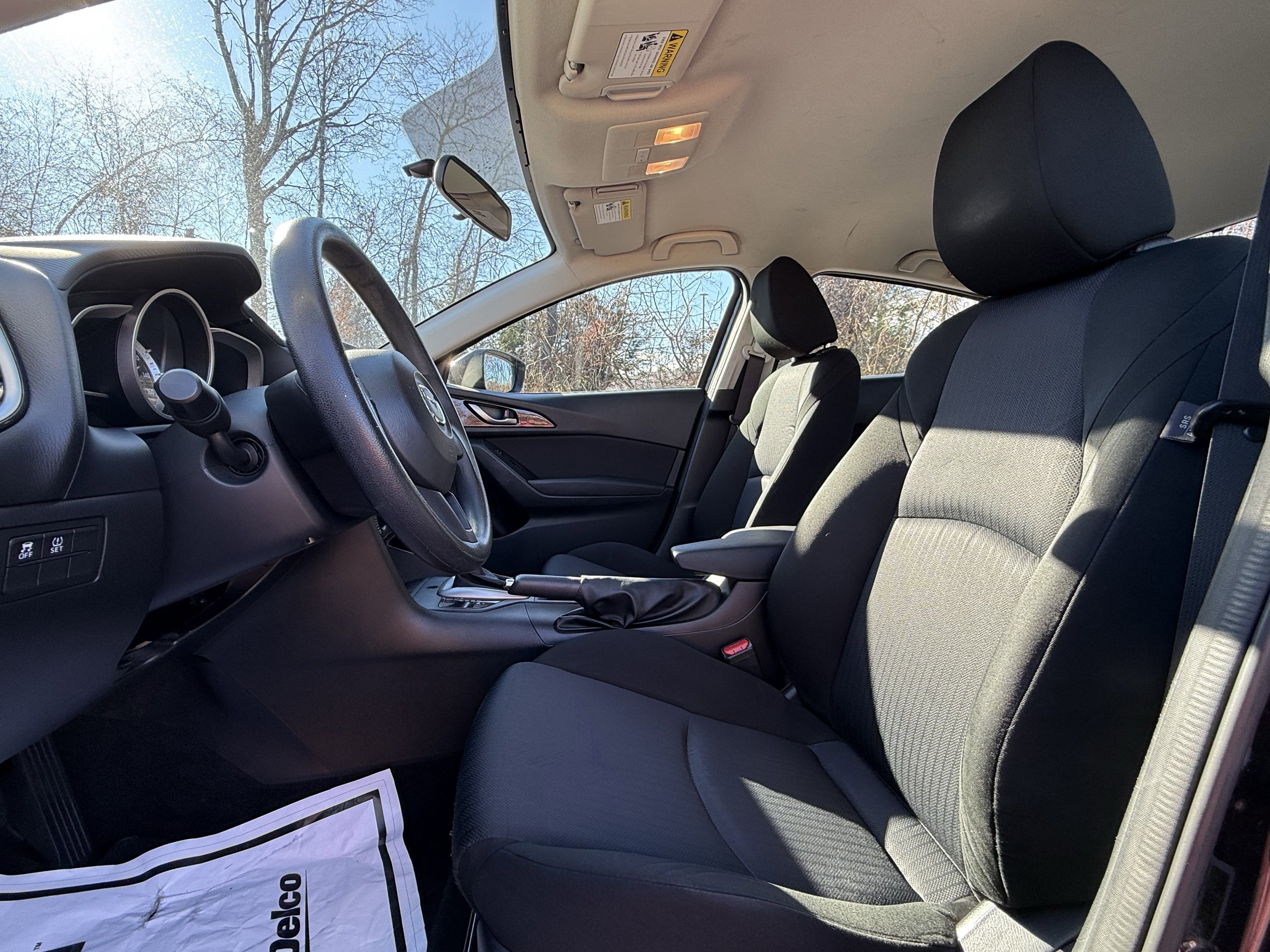 Used 2014 MAZDA MAZDA3 i Sport image 24