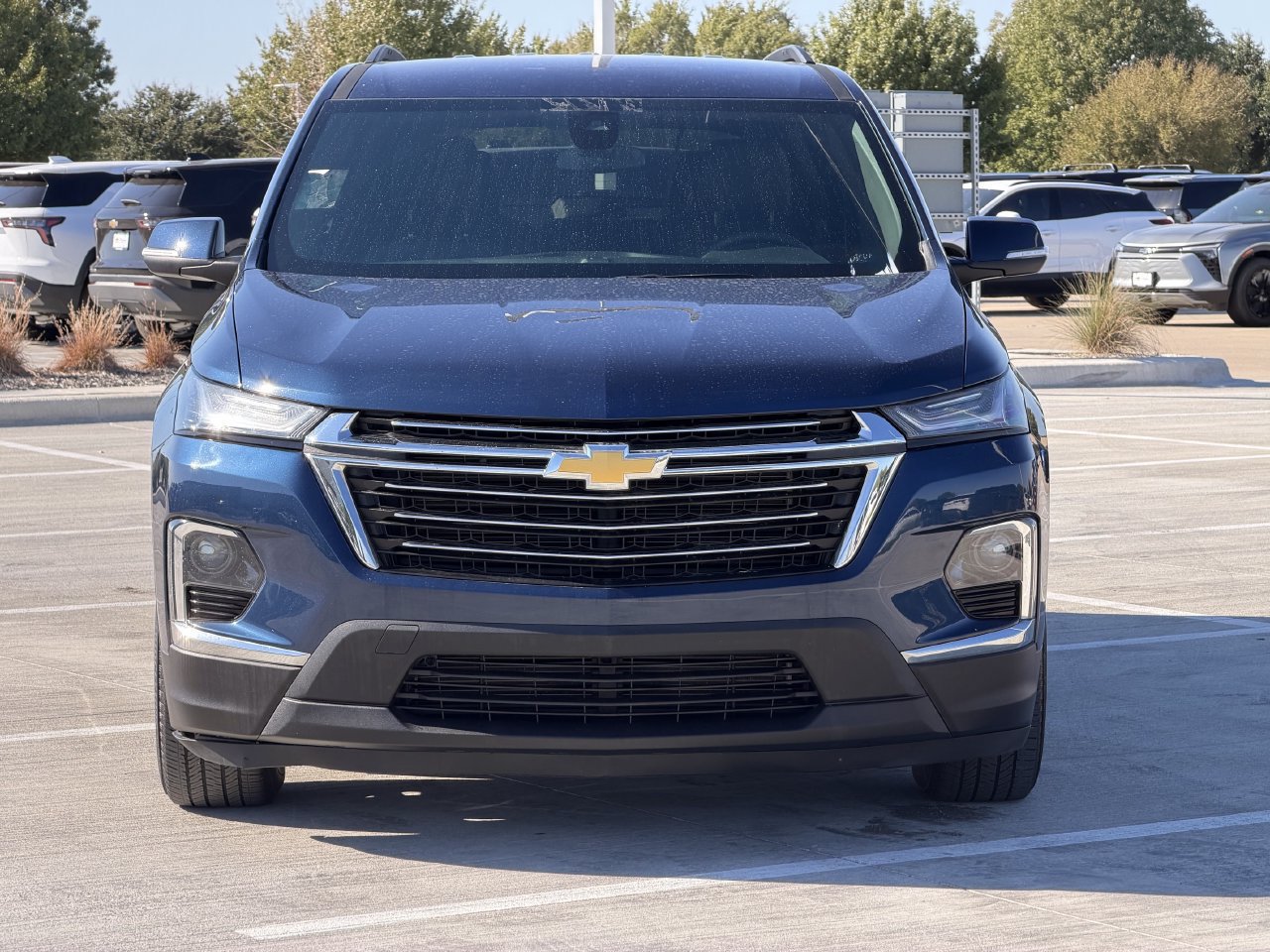 Used 2023 Chevrolet Traverse LT FWD image 7