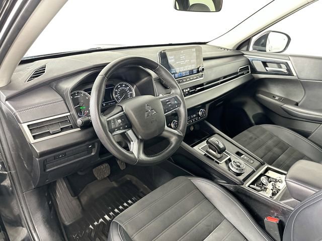 Used 2023 Mitsubishi Outlander SE image 19