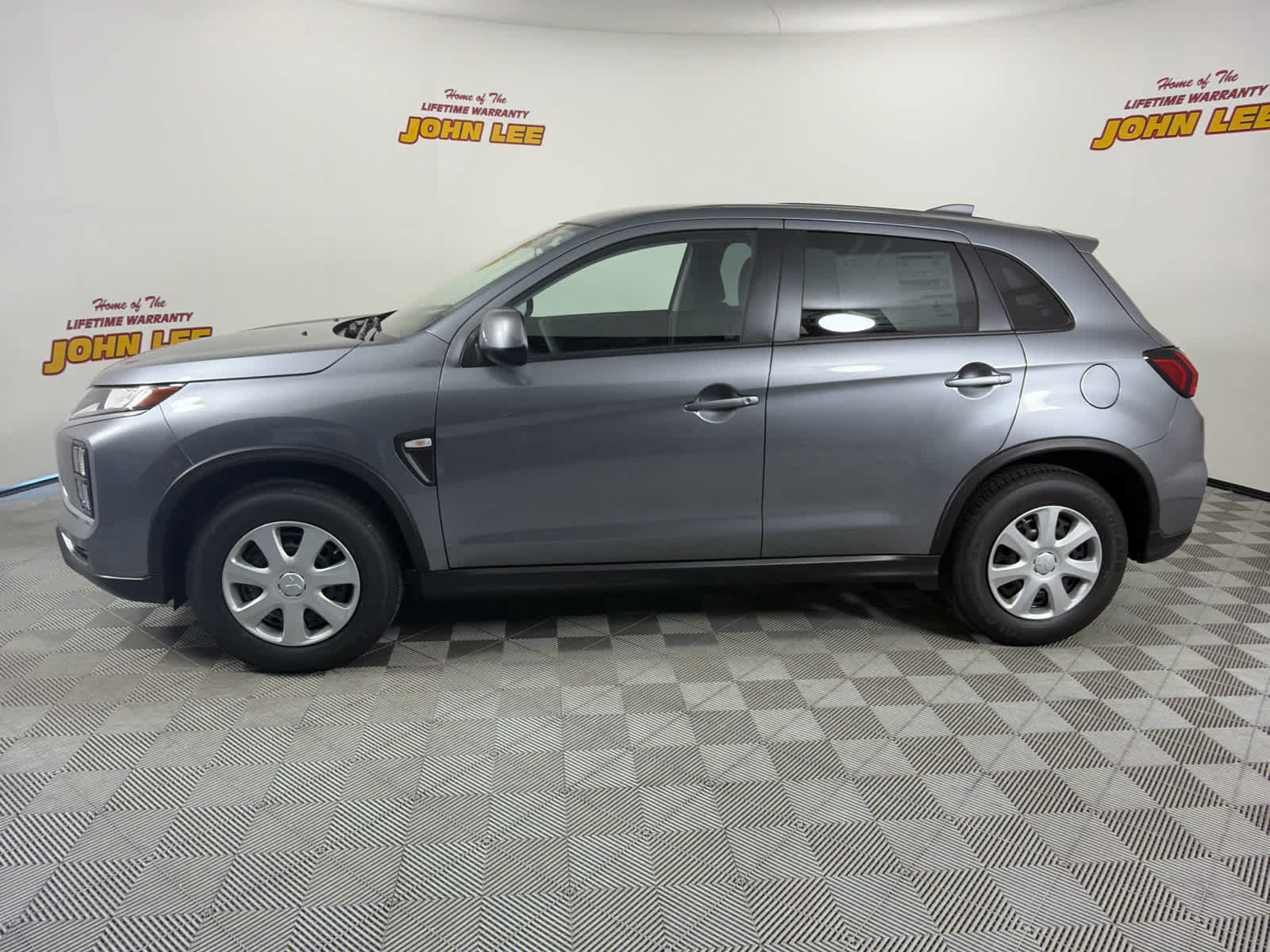 New 2027 Mitsubishi Outlander Sport FWD image 2