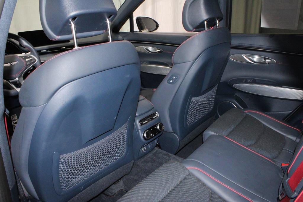 Used 2023 Genesis GV70 2.5T w/ Sport Prestige Package AWD/4WD image 20