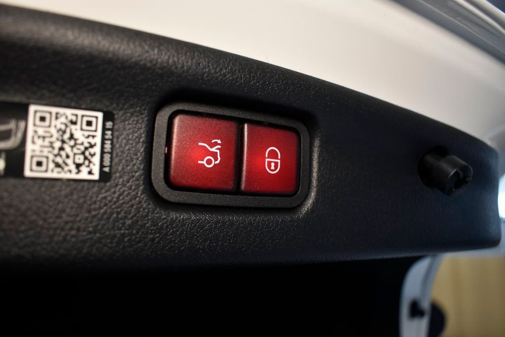 Certified 2024 Mercedes-Benz C 43 AMG 4MATIC Sedan image 50