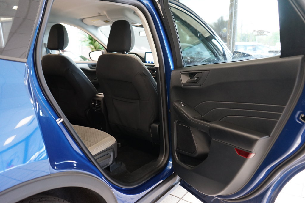 Used 2022 Ford Escape SE w/ Cold Weather Package AWD/4WD image 42