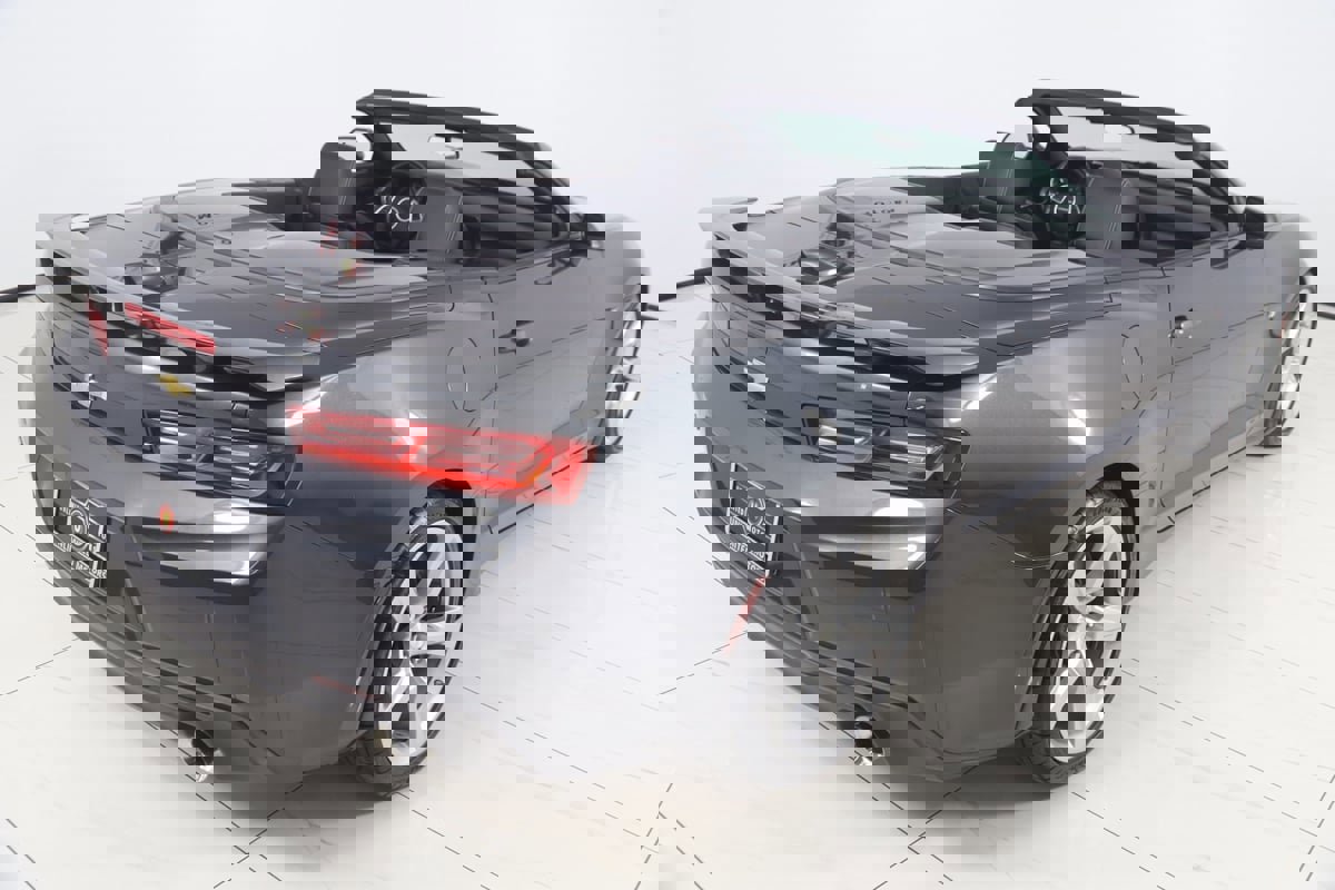 Used 2017 Chevrolet Camaro SS image 57