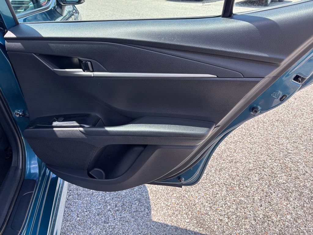 Used 2025 Toyota Camry SE FWD image 41