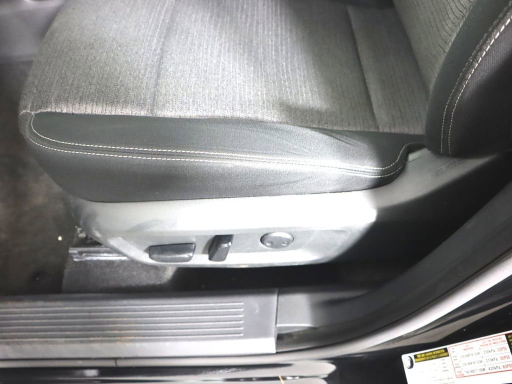Used 2021 Nissan Rogue SV AWD/4WD image 18