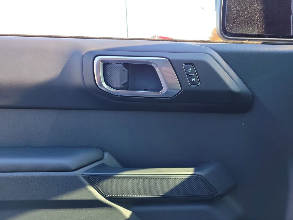 New 2025 Ford Bronco Outer Banks image 18