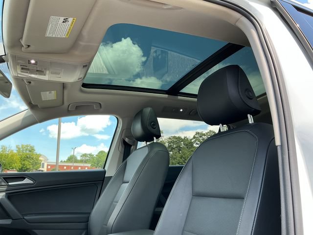 Used 2019 Volkswagen Tiguan SE w/ Panoramic Sunroof Package FWD image 21