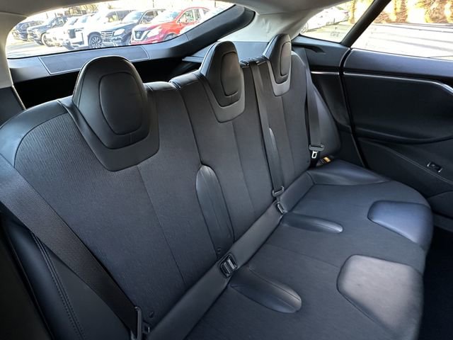 Used 2014 Tesla Model S 85 image 32