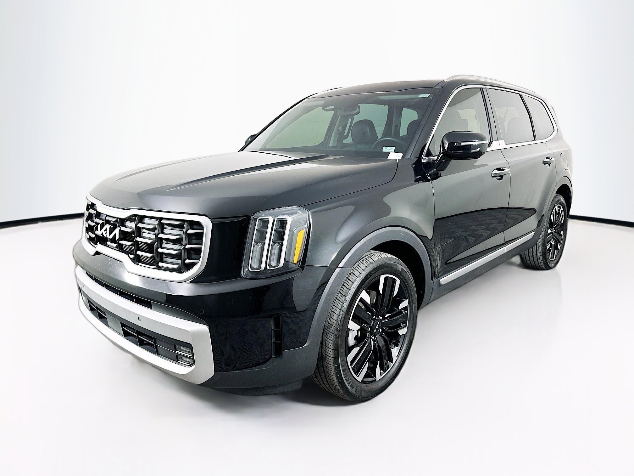 Used 2024 Kia Telluride SX image 3
