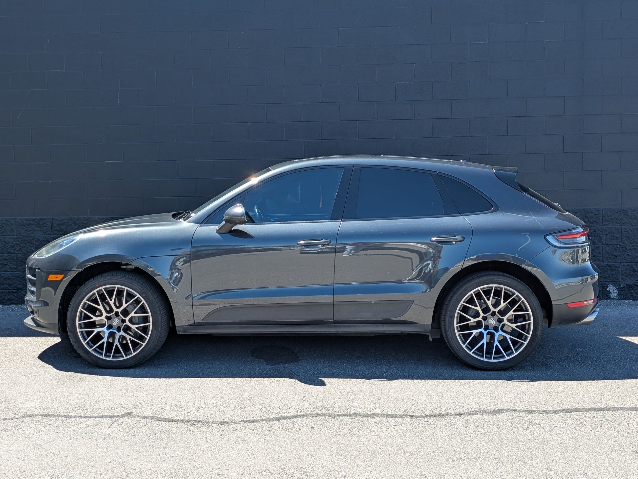 Used 2020 Porsche Macan S AWD/4WD image 8