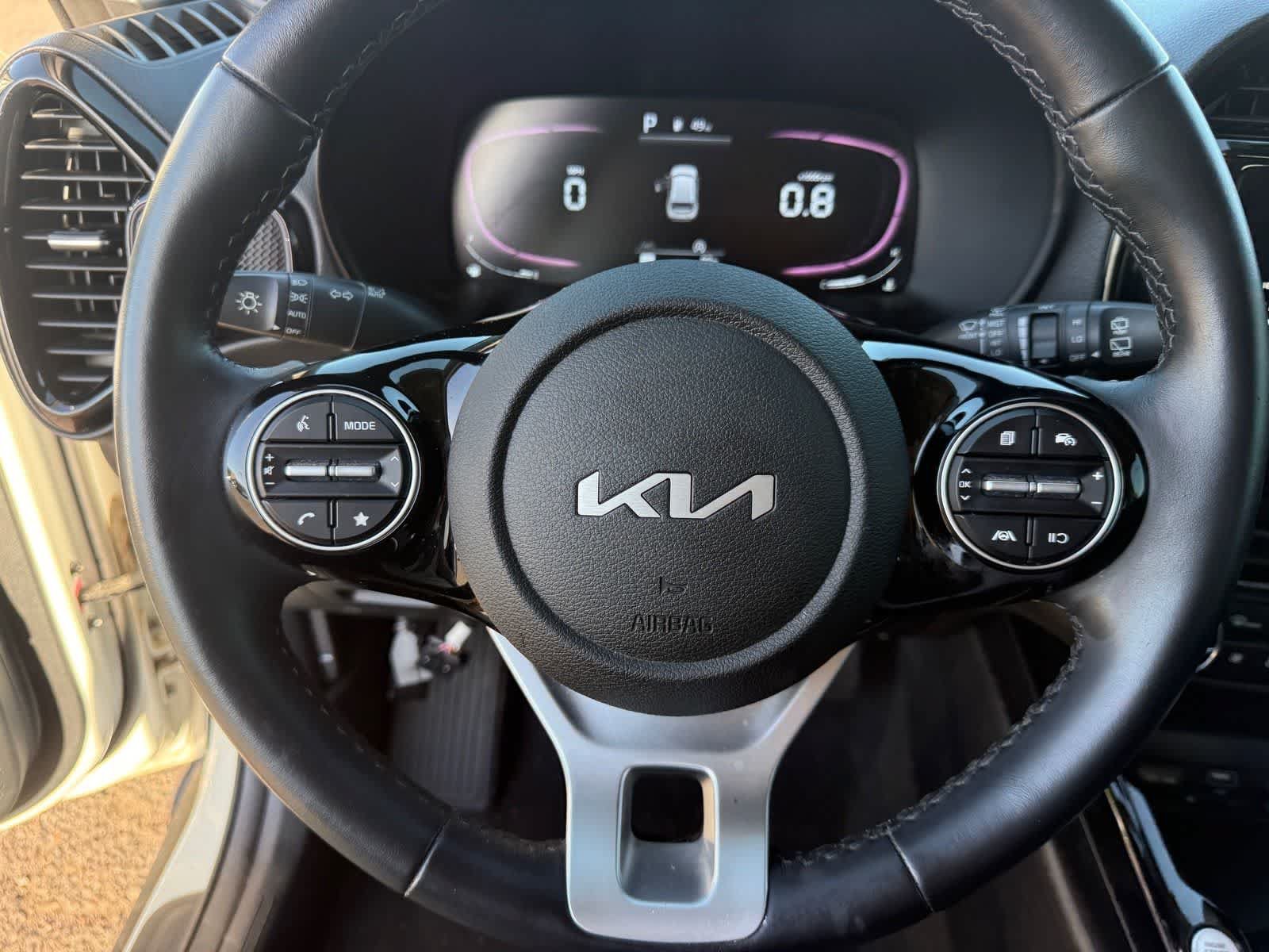 Used 2023 Kia Soul EX FWD image 19