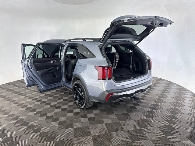 Certified 2025 Kia Sorento SX Prestige AWD/4WD image 18