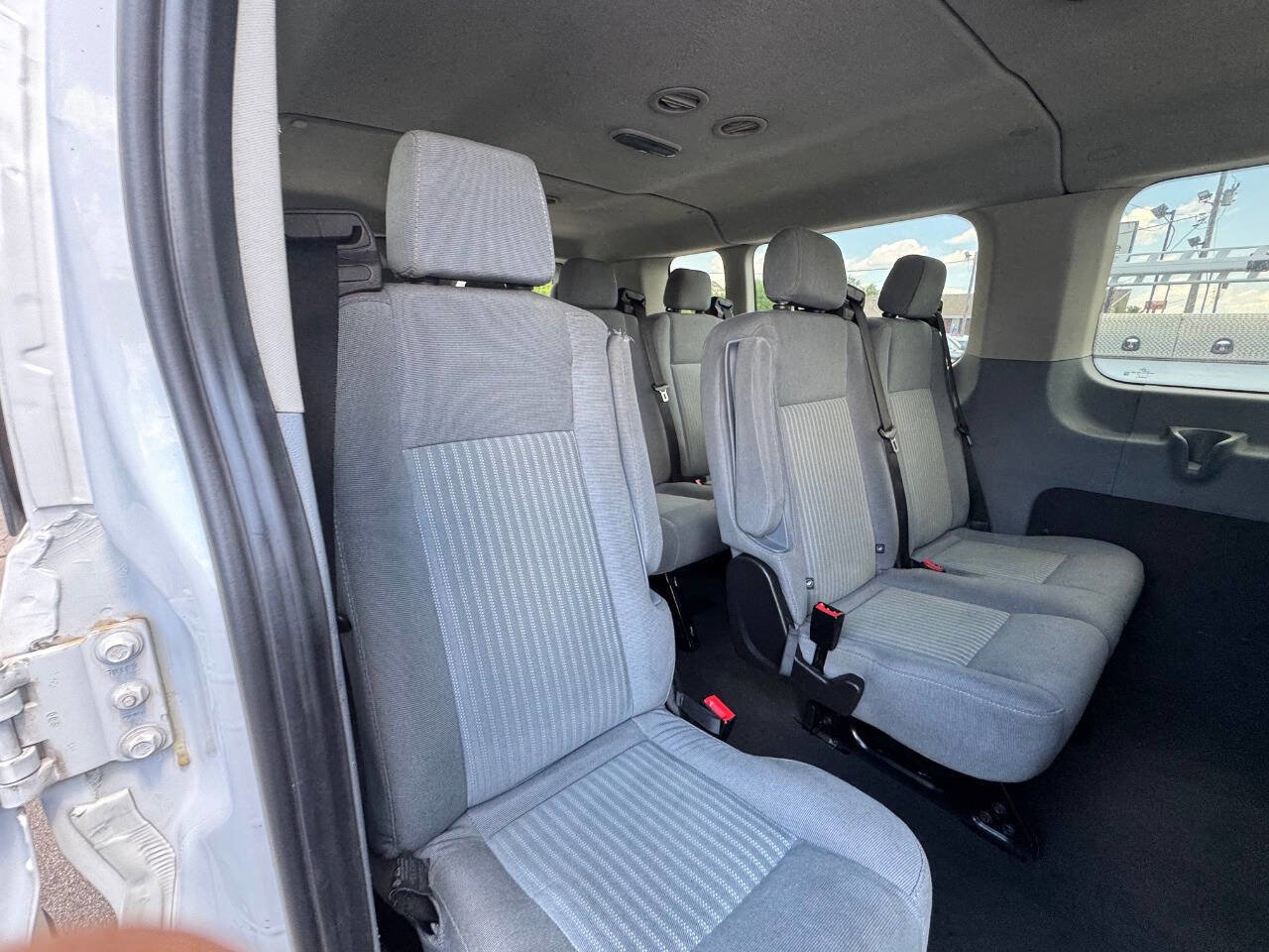 Used 2015 Ford Transit 350 XLT RWD image 11
