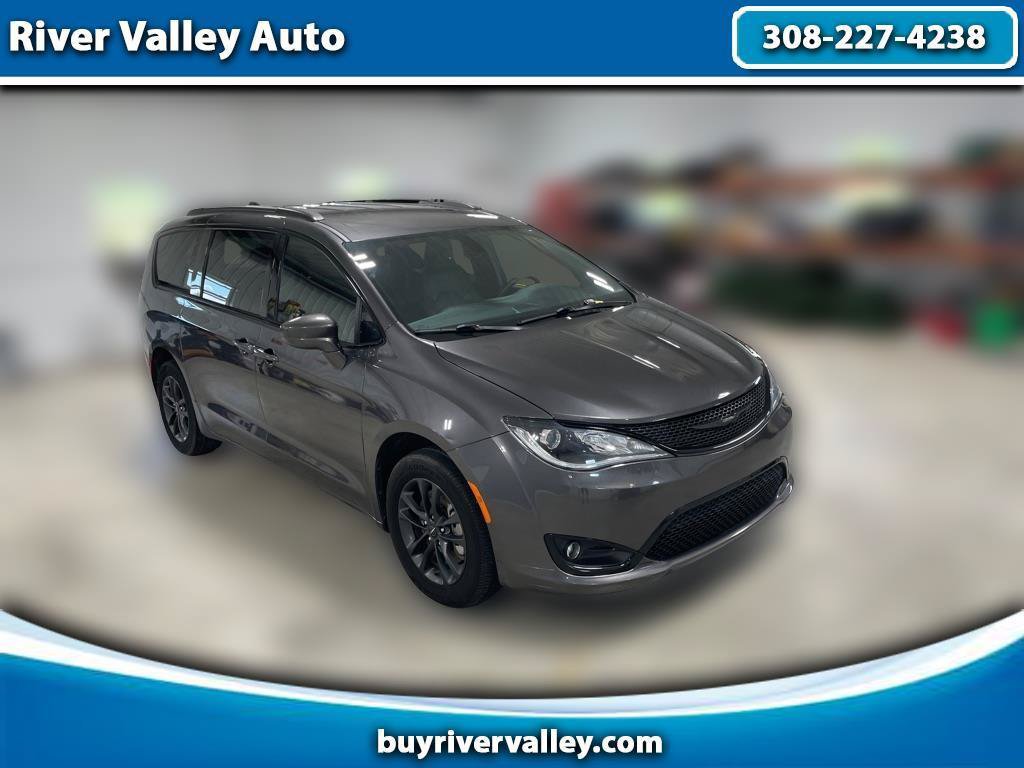 Used 2020 Chrysler Pacifica Touring-L