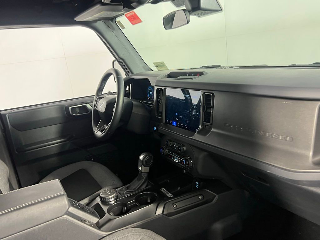 Used 2025 Ford Bronco Big Bend image 33