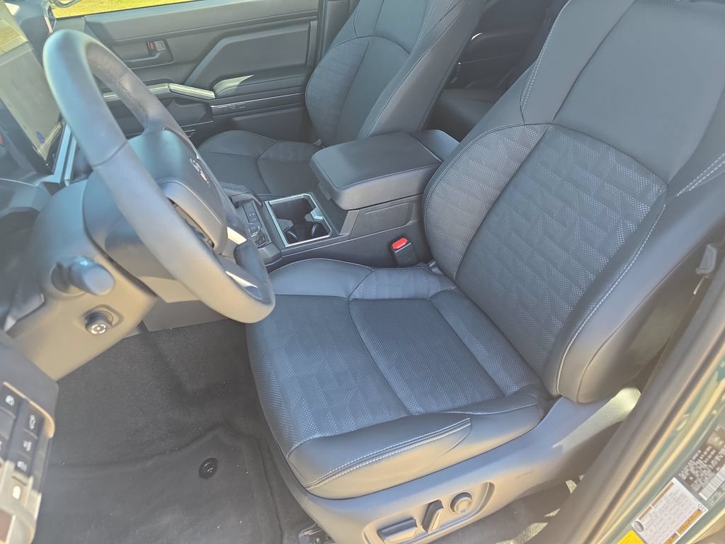 Used 2026 Toyota 4Runner TRD Off-Road Premium AWD/4WD image 15