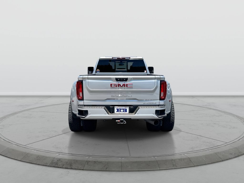 Used 2022 GMC Sierra 3500 Denali AWD/4WD image 7