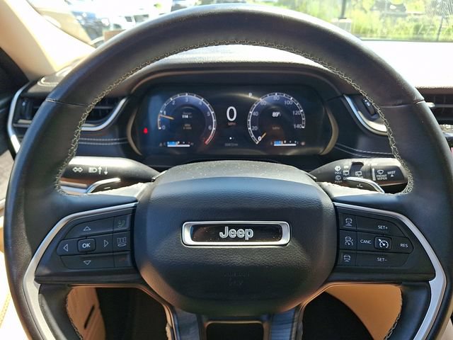 Used 2021 Jeep Grand Cherokee L Limited AWD/4WD image 20