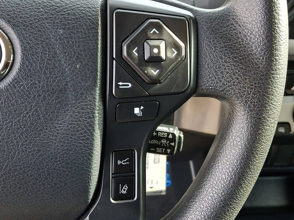 Used 2020 Toyota Tacoma SR AWD/4WD image 18
