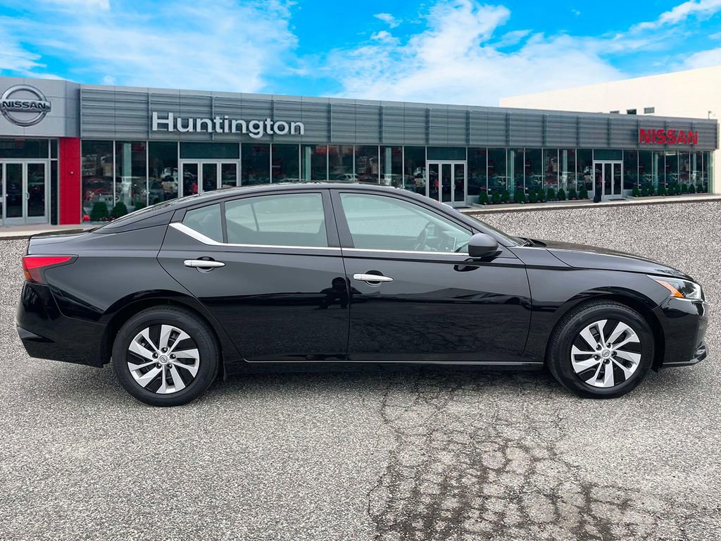 Certified 2025 Nissan Altima 2.5 S image 5