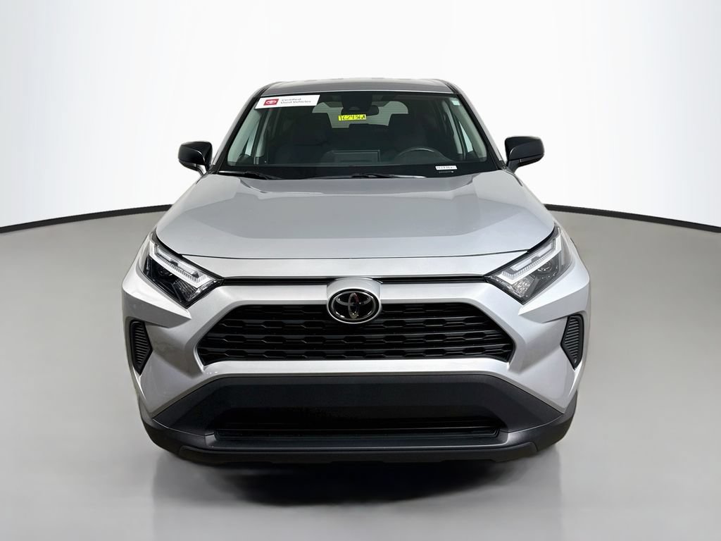 Certified 2024 Toyota RAV4 LE AWD/4WD image 2