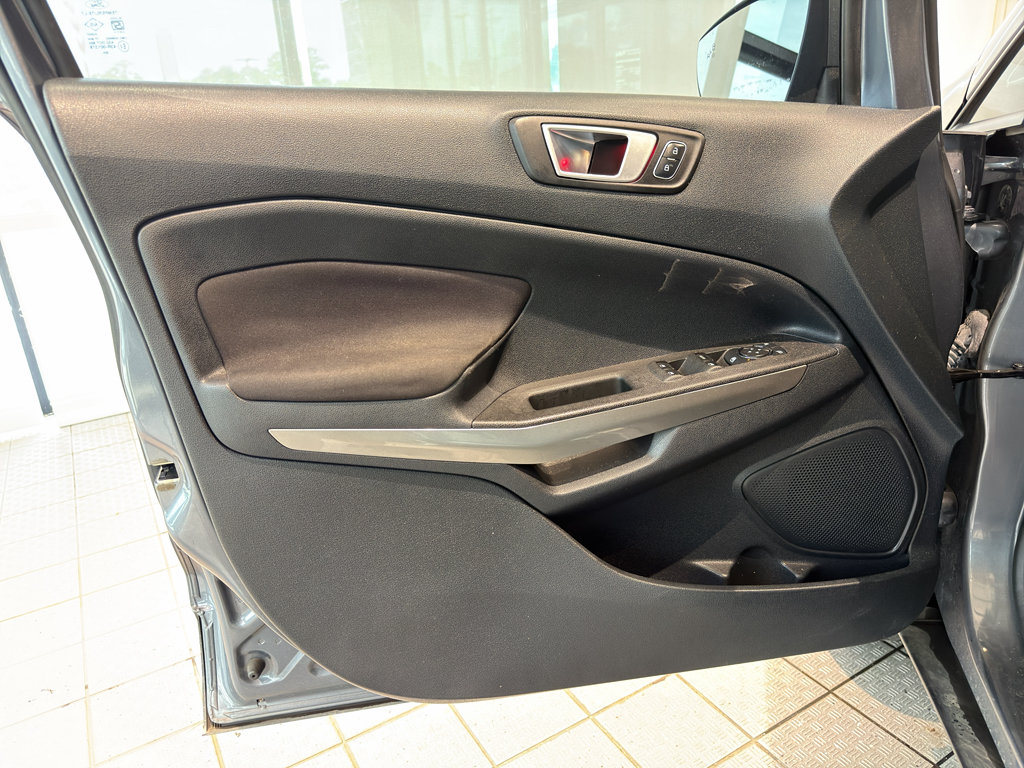 Used 2018 Ford EcoSport SE w/ SE Convenience Package FWD image 13