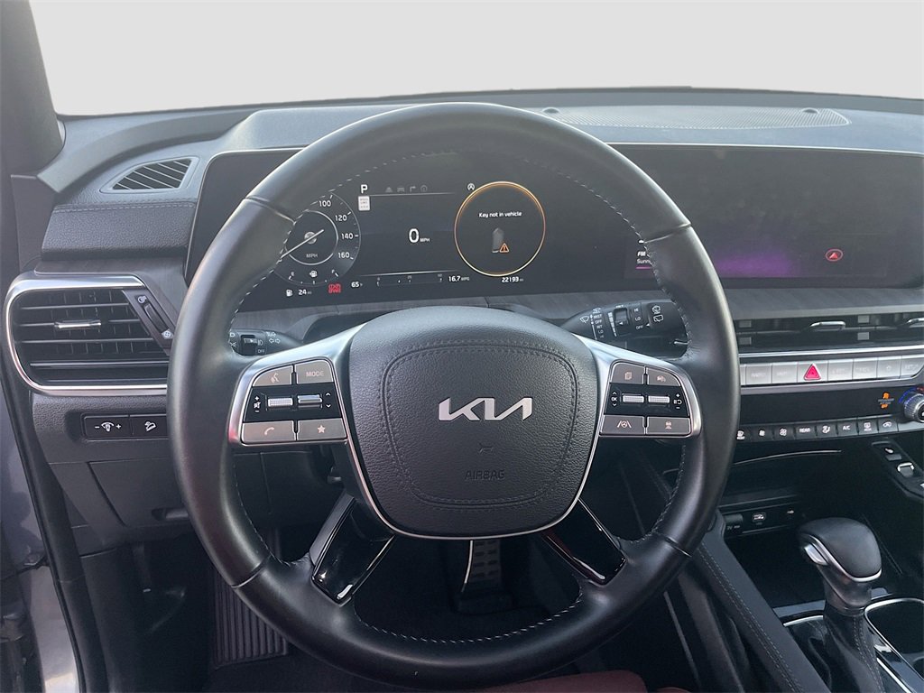 Used 2023 Kia Telluride SX image 11