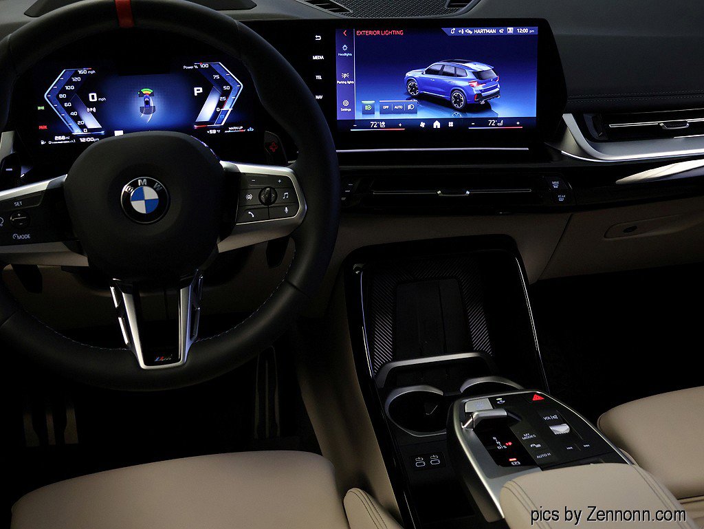 Certified 2025 BMW X1 M35i w/ Premium Package image 16