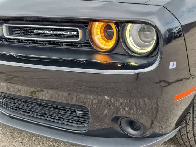 Certified 2018 Dodge Challenger SXT RWD image 11