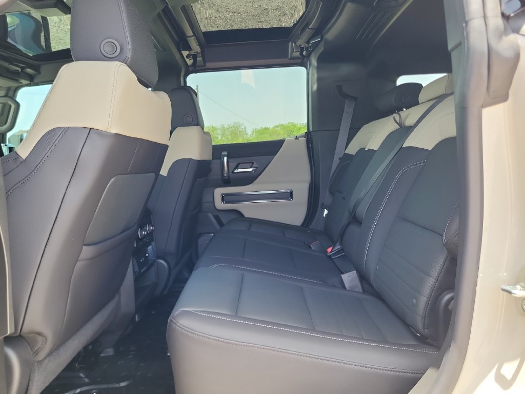 New 2026 GMC Hummer EV SUV AWD/4WD image 22