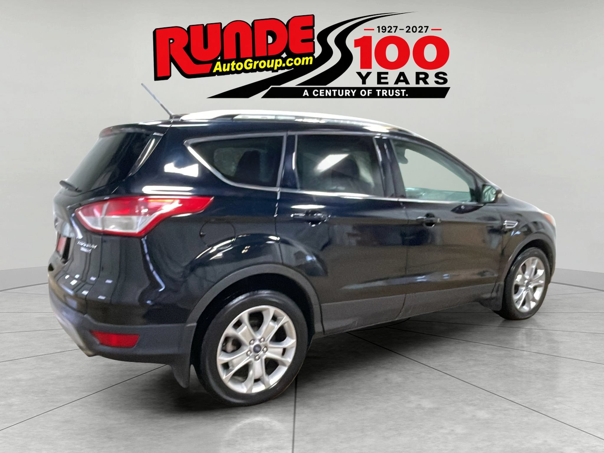Used 2016 Ford Escape Titanium AWD/4WD image 8