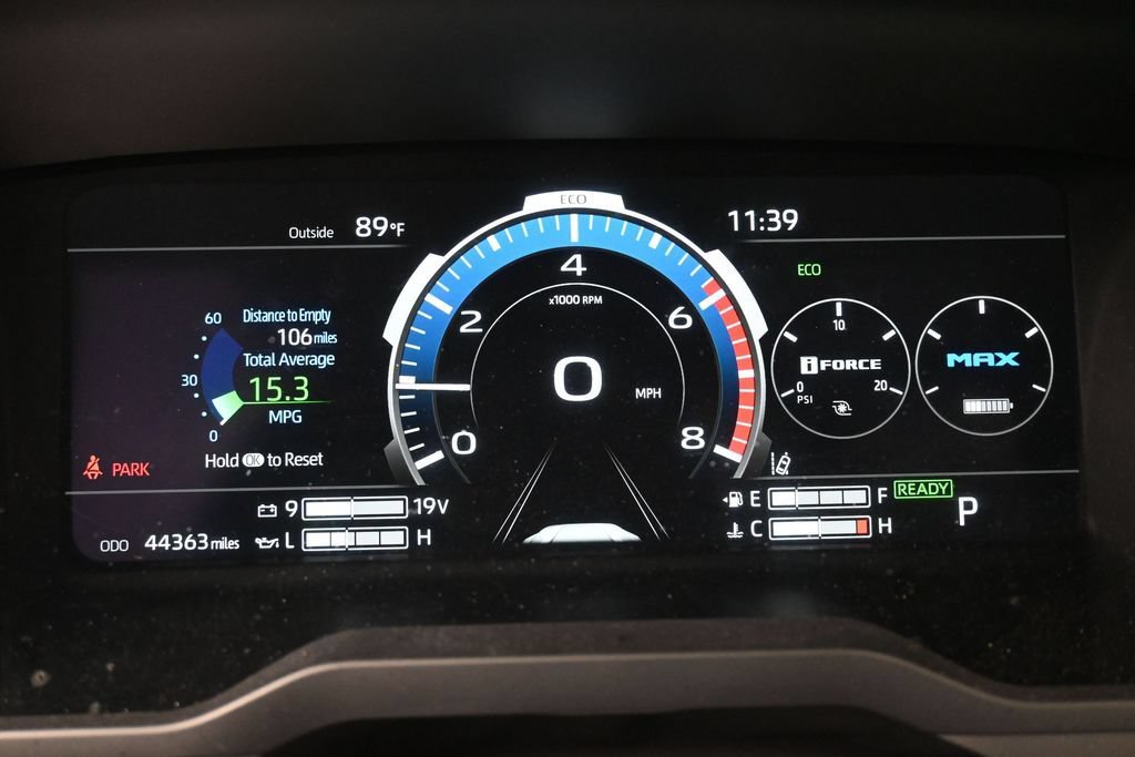 Used 2023 Toyota Tundra Limited AWD/4WD image 32