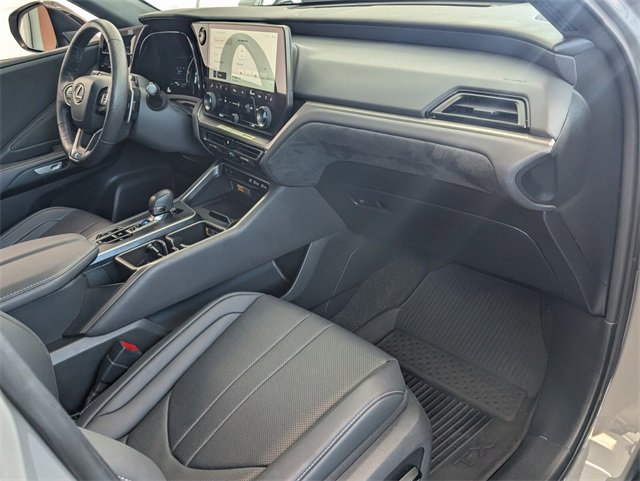 Used 2024 Lexus TX 500h AWD image 16