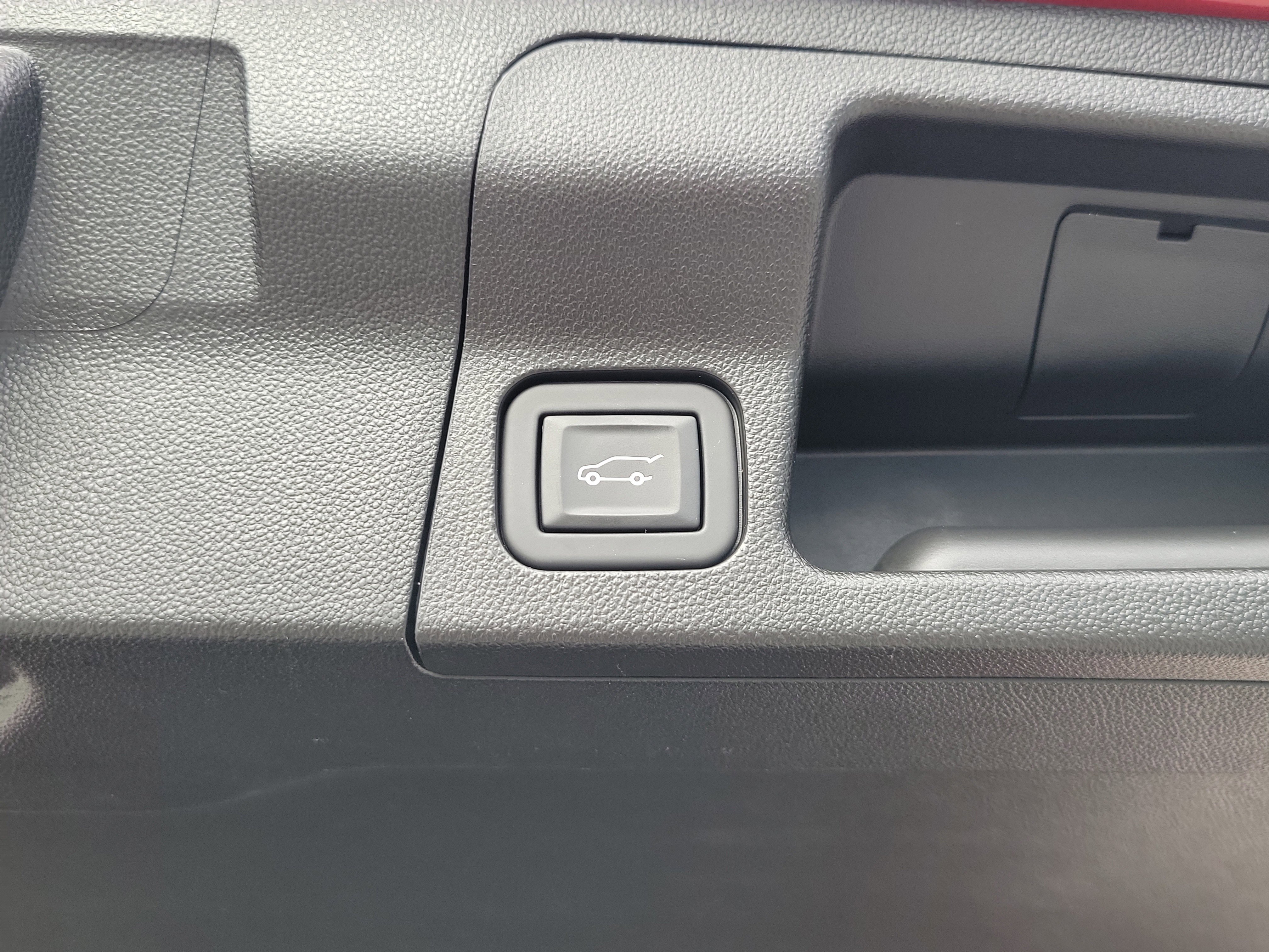Used 2023 GMC Acadia SLT w/ Elevation Edition FWD image 18