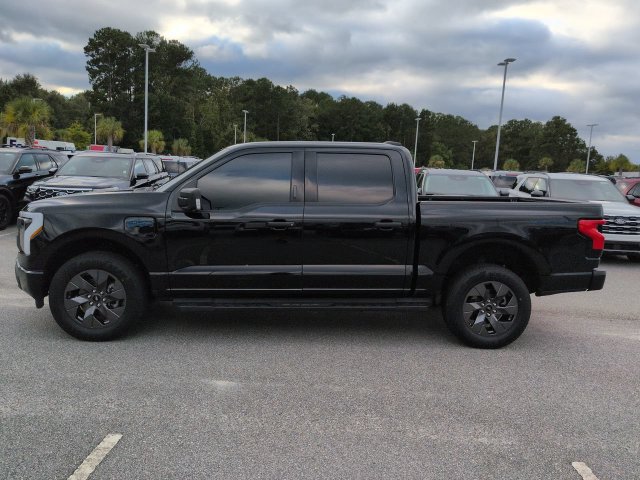 Used 2024 Ford F150 Lightning XLT AWD/4WD image 7